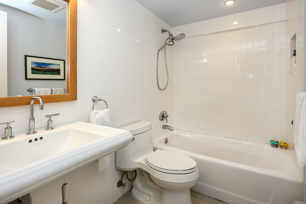 29 Puritan Ln, Farmingdale 29 29 Puritan Ln, Farmingdale 29