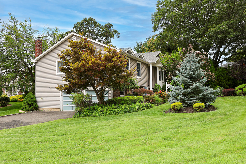 29 Puritan Ln, Farmingdale 4 29 Puritan Ln, Farmingdale 4