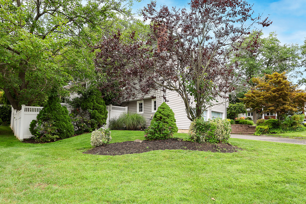 29 Puritan Ln, Farmingdale 6 29 Puritan Ln, Farmingdale 6